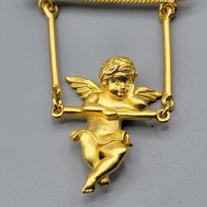 Vintage Christmas Gold Tone Cherub Brooch Signed JJ Jonette Womens Vintage PIn